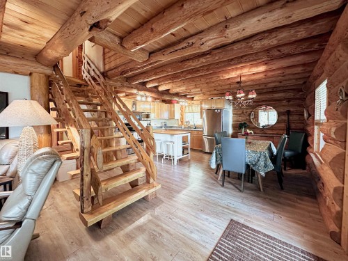9000 1 Avenue, Rural Parkland County, AB - Indoor