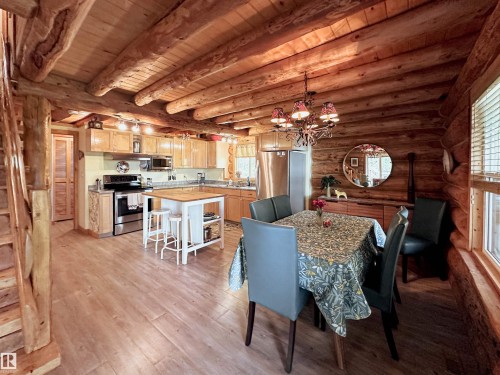 9000 1 Avenue, Rural Parkland County, AB - Indoor