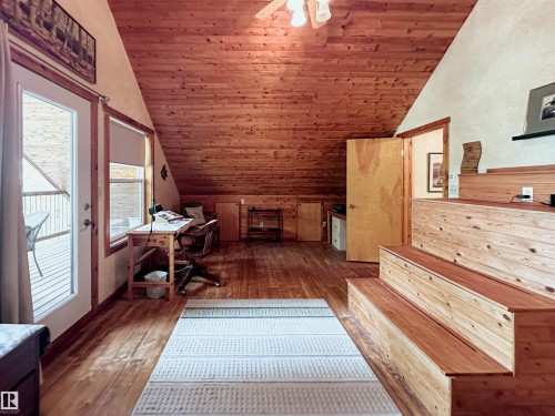 9000 1 Avenue, Rural Parkland County, AB - Indoor