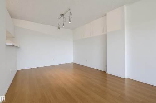 #502 10545 Saskatchewan Dr Nw, Edmonton, AB - Indoor Photo Showing Other Room