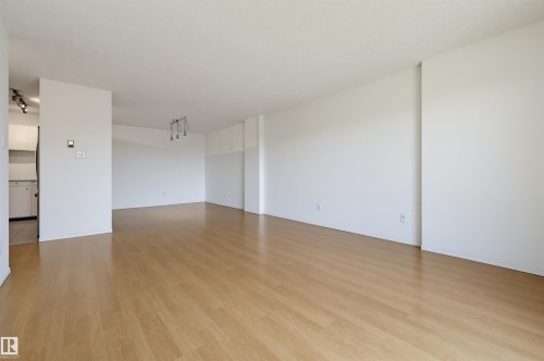 #502 10545 Saskatchewan Dr Nw, Edmonton, AB - Indoor Photo Showing Other Room