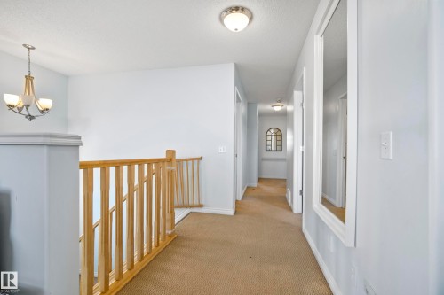 1212 37C Avenue Nw, Edmonton, AB - Indoor Photo Showing Other Room