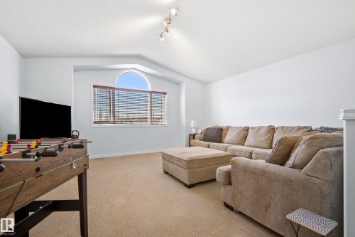1212 37C Avenue Nw, Edmonton, AB - Indoor Photo Showing Living Room