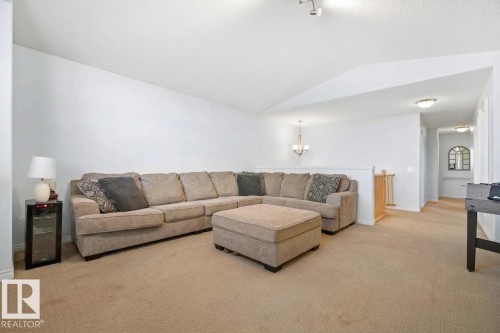 1212 37C Avenue Nw, Edmonton, AB - Indoor Photo Showing Living Room