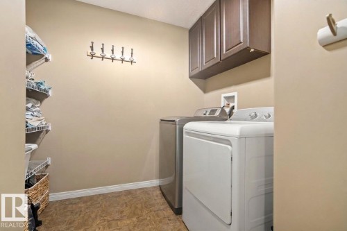 1212 37C Avenue Nw, Edmonton, AB - Indoor Photo Showing Laundry Room