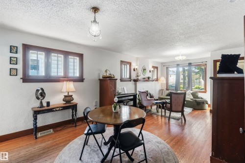 11343 96 Street Nw, Edmonton, AB - Indoor Photo Showing Dining Room
