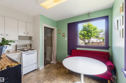 11343 96 Street Nw, Edmonton, AB - Indoor