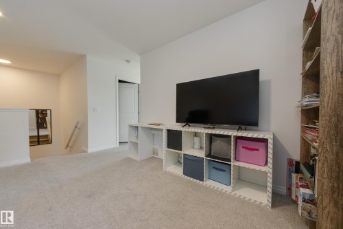 2639 200 Street Nw, Edmonton, AB - Indoor Photo Showing Other Room