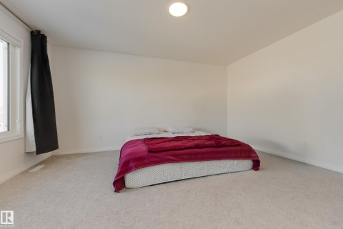 2639 200 Street Nw, Edmonton, AB - Indoor Photo Showing Bedroom