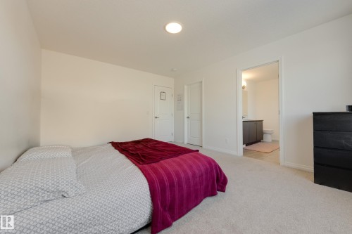 2639 200 Street Nw, Edmonton, AB - Indoor Photo Showing Bedroom