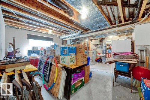 Unfinished basement offering expansive space - 928 Thompson Place Nw, Edmonton, AB - Indoor Photo Showing Basement