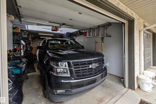 #20 1295 Carter Crest Rd Nw, Edmonton, AB - Indoor Photo Showing Garage