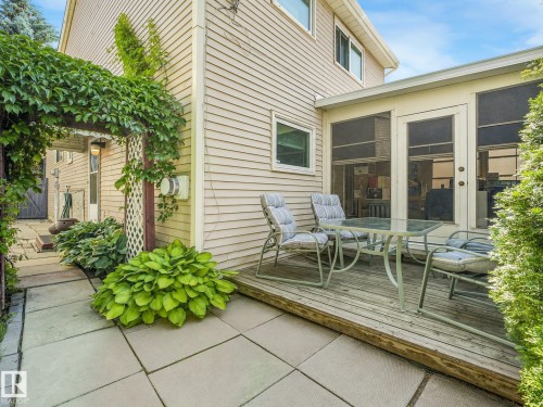3527 41 Avenue Nw, Edmonton, AB - Outdoor With Exterior