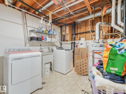 3527 41 Avenue Nw, Edmonton, AB - Indoor Photo Showing Laundry Room