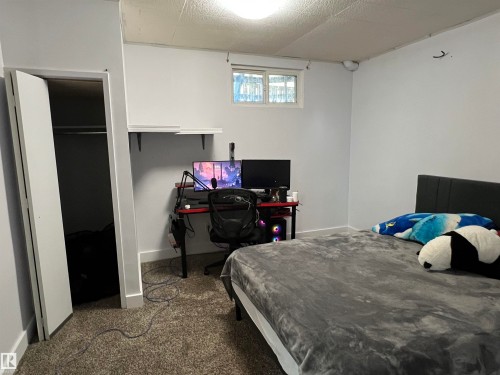4764 43 St., Drayton Valley, AB - Indoor Photo Showing Bedroom