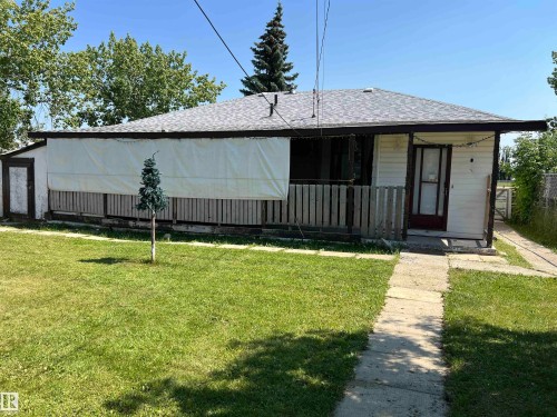 4764 43 St., Drayton Valley, AB - Outdoor