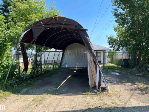 4764 43 St., Drayton Valley, AB - Outdoor