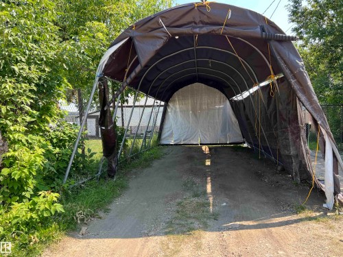 4764 43 St., Drayton Valley, AB - Outdoor