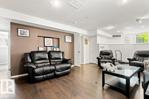 4512 210 Street Nw, Edmonton, AB - Indoor Photo Showing Living Room