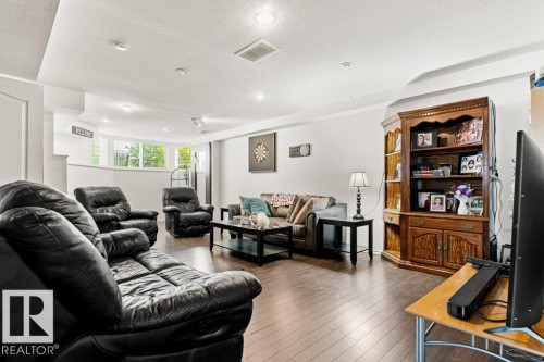 4512 210 Street Nw, Edmonton, AB - Indoor Photo Showing Living Room