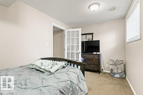 4512 210 Street Nw, Edmonton, AB - Indoor Photo Showing Bedroom