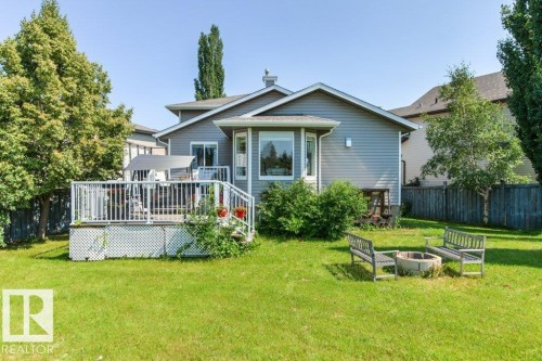 4512 210 Street Nw, Edmonton, AB - Outdoor