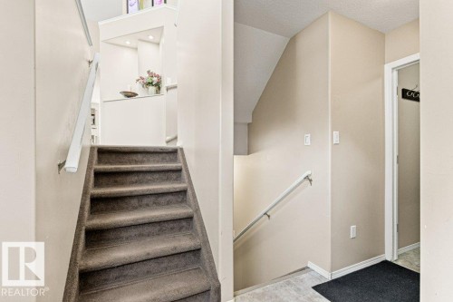 4512 210 Street Nw, Edmonton, AB - Indoor Photo Showing Other Room