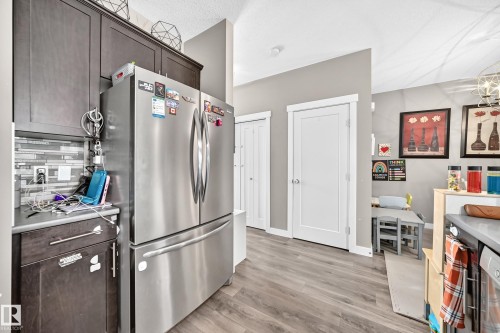 689 Black Boulevard, Leduc, AB - Indoor Photo Showing Kitchen