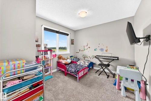 689 Black Boulevard, Leduc, AB - Indoor
