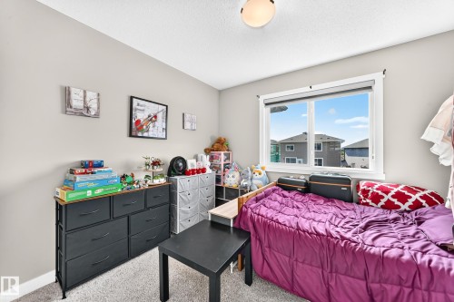 689 Black Boulevard, Leduc, AB - Indoor Photo Showing Bedroom