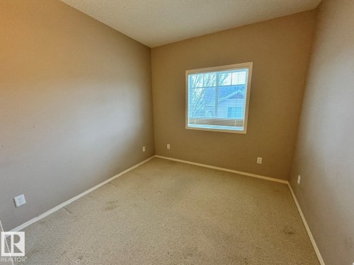 #28 2508 Hanna Cr Nw, Edmonton, AB - Indoor Photo Showing Other Room