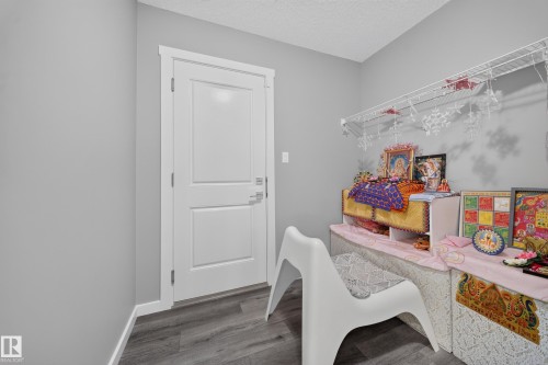 2366 Wonnacott Crescent Sw, Edmonton, AB - Indoor