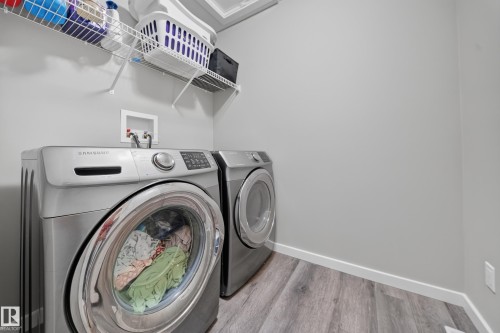 2366 Wonnacott Crescent Sw, Edmonton, AB - Indoor Photo Showing Laundry Room