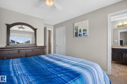 21 Currant Crescent, Fort Saskatchewan, AB - Indoor Photo Showing Bedroom