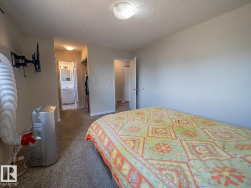 208 Grandin Village, St. Albert, AB - Indoor Photo Showing Bedroom