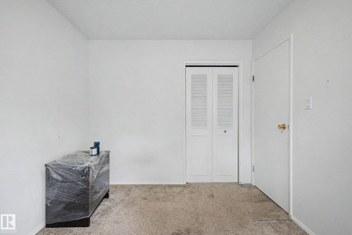 2 Fermont Street, St. Albert, AB - Indoor