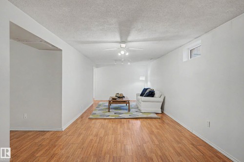 2 Fermont Street, St. Albert, AB - Indoor Photo Showing Other Room