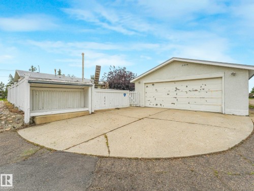 8712 137 Avenue Nw, Edmonton, AB - Outdoor With Exterior