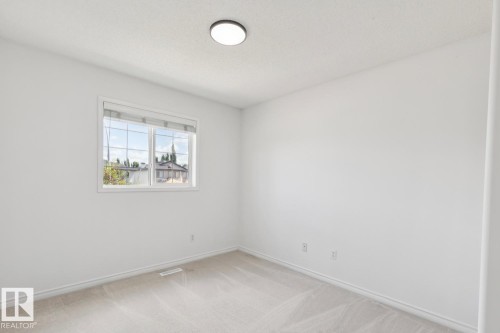 Empty room - 64 Foxboro Link, Sherwood Park, AB - Indoor Photo Showing Other Room