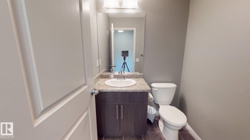 537 Fairway Court, Stony Plain, AB - Indoor Photo Showing Bathroom