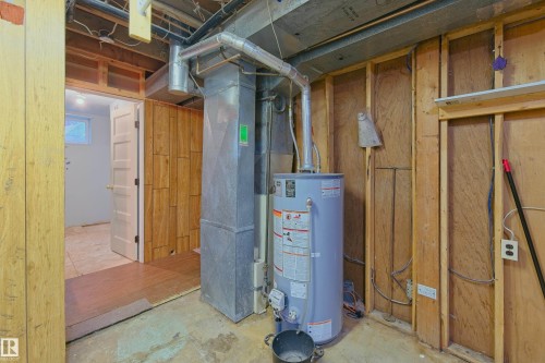 4510 55 Avenue, Barrhead, AB - Indoor Photo Showing Basement