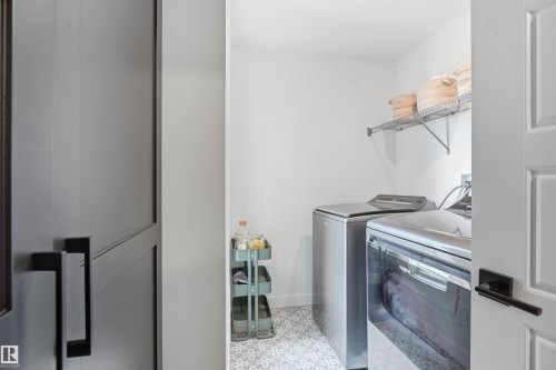 4618 170A Avenue Nw, Edmonton, AB - Indoor Photo Showing Laundry Room