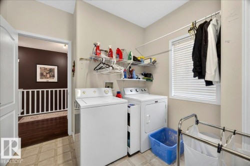 #52 1780 Glastonbury Bv Nw, Edmonton, AB - Indoor Photo Showing Laundry Room