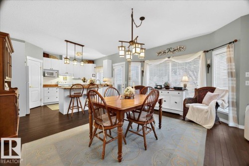 #52 1780 Glastonbury Bv Nw, Edmonton, AB - Indoor Photo Showing Dining Room