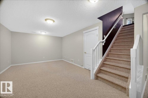 #52 1780 Glastonbury Bv Nw, Edmonton, AB - Indoor Photo Showing Other Room