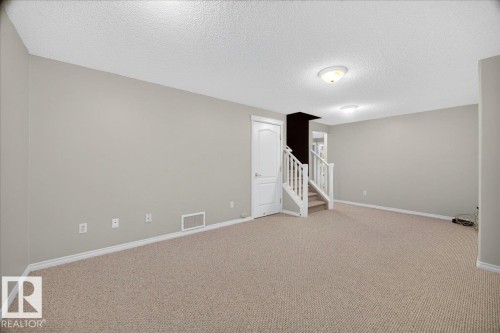#52 1780 Glastonbury Bv Nw, Edmonton, AB - Indoor Photo Showing Other Room