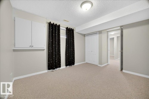 #52 1780 Glastonbury Bv Nw, Edmonton, AB - Indoor