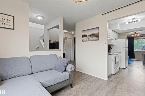 #64 3221 119 St Nw, Edmonton, AB - Indoor