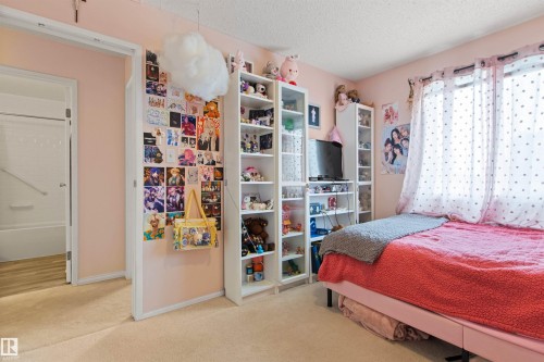 #64 3221 119 St Nw, Edmonton, AB - Indoor Photo Showing Bedroom
