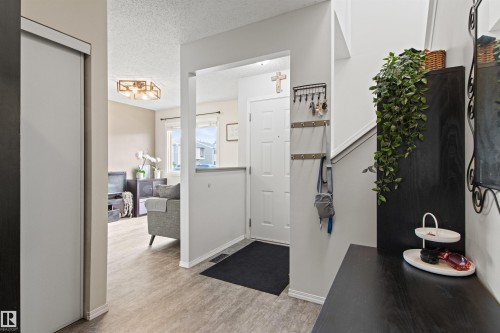 #64 3221 119 St Nw, Edmonton, AB - Indoor Photo Showing Other Room
